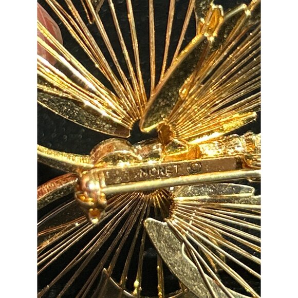 Vintage Monet Gold Tone Butterfly Pin Brooch - Picture 4 of 6